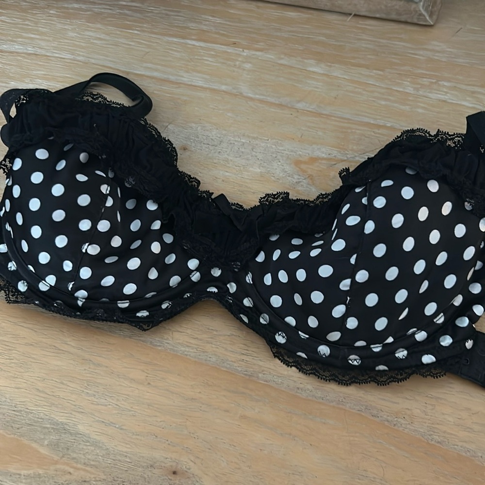 Victoria’s Secret bra